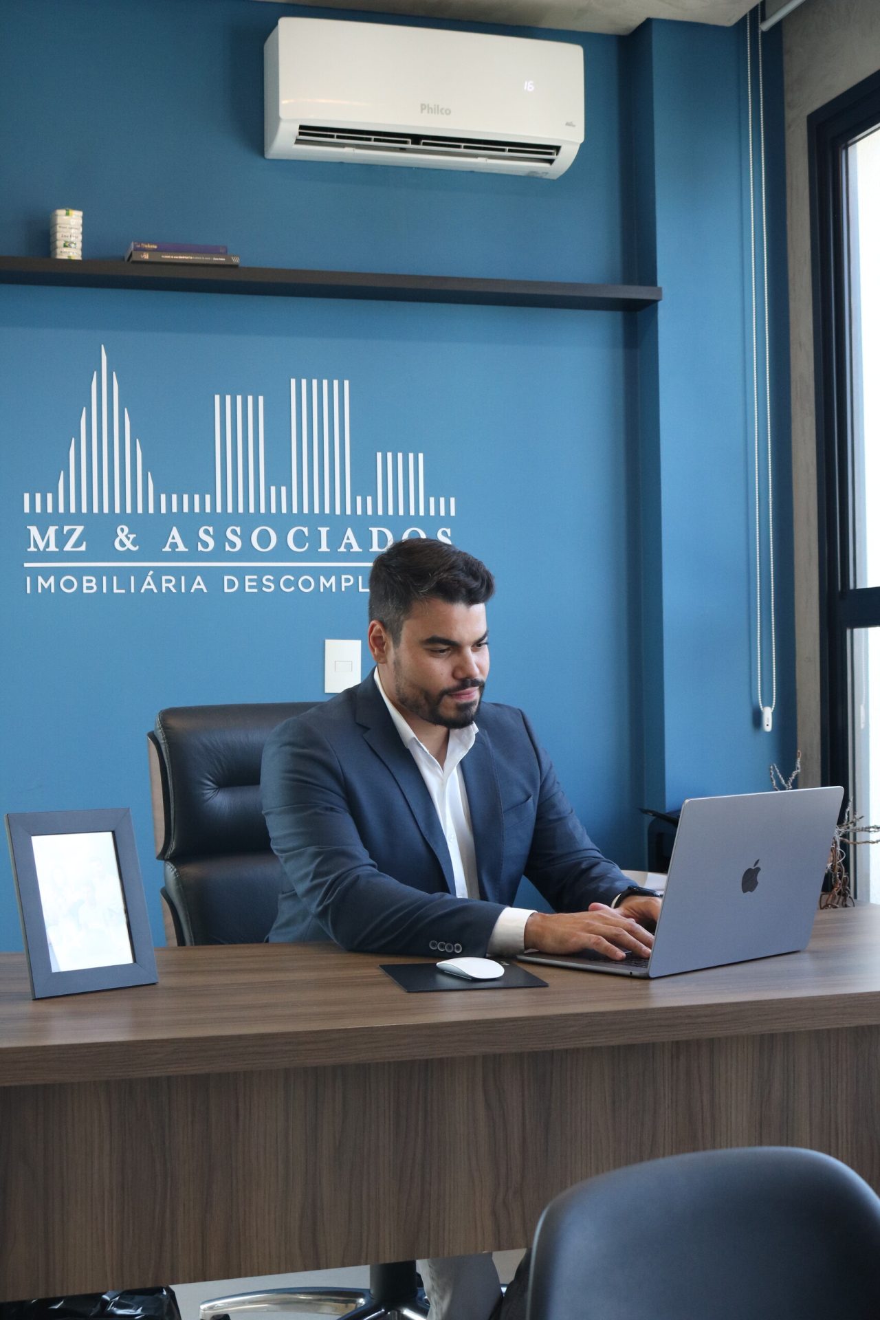 Ensaio corporativo de MZ & Associados