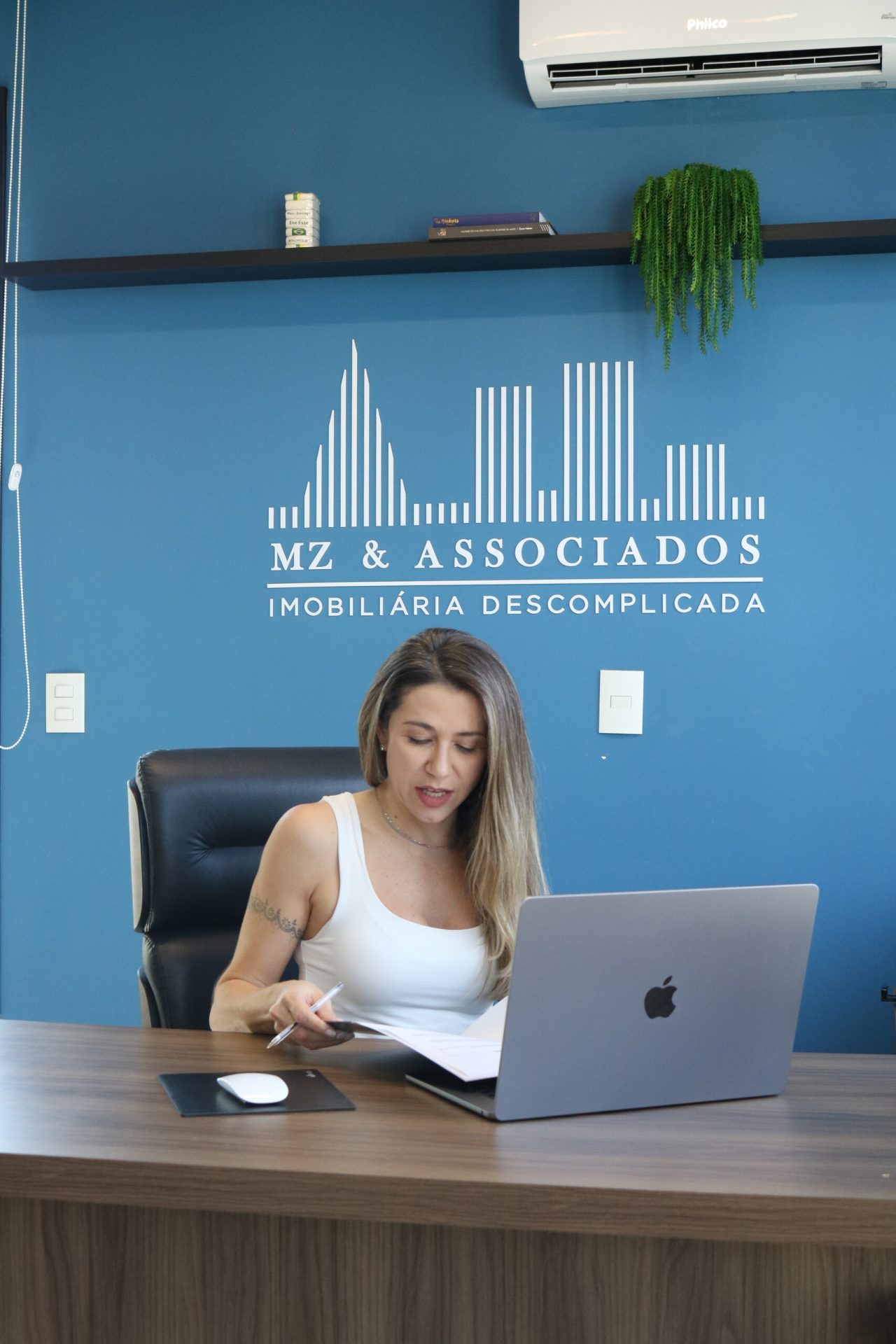 Ensaio corporativo de MZ & Associados
