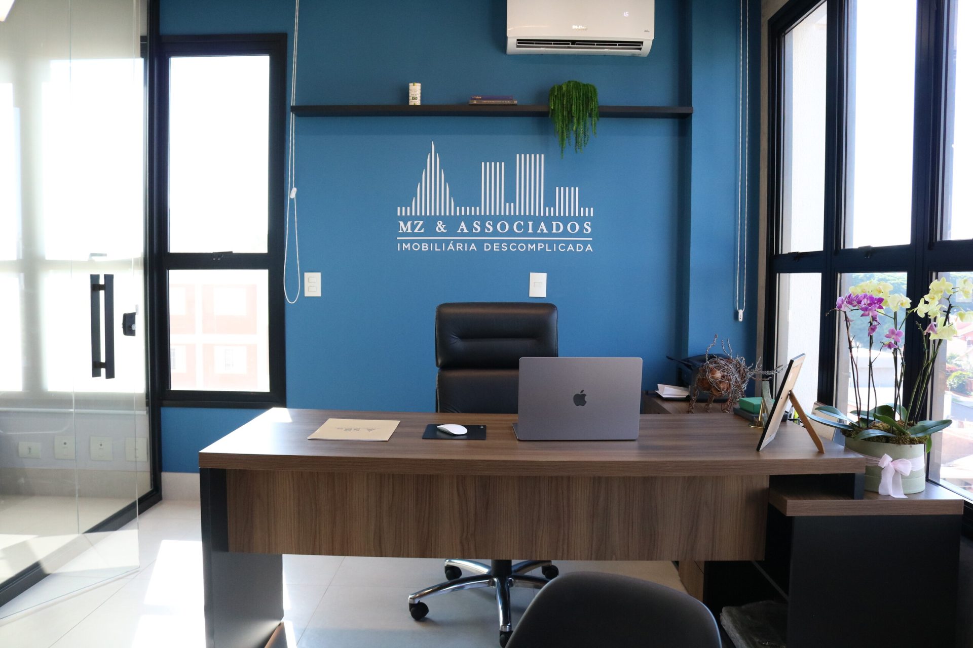 Ensaio corporativo de MZ & Associados