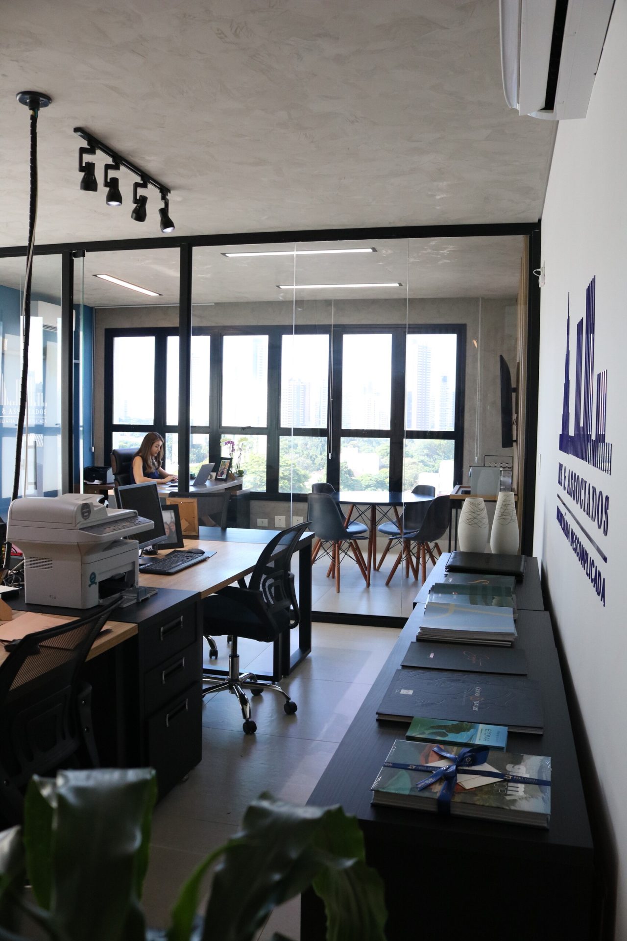 Ensaio corporativo de MZ & Associados