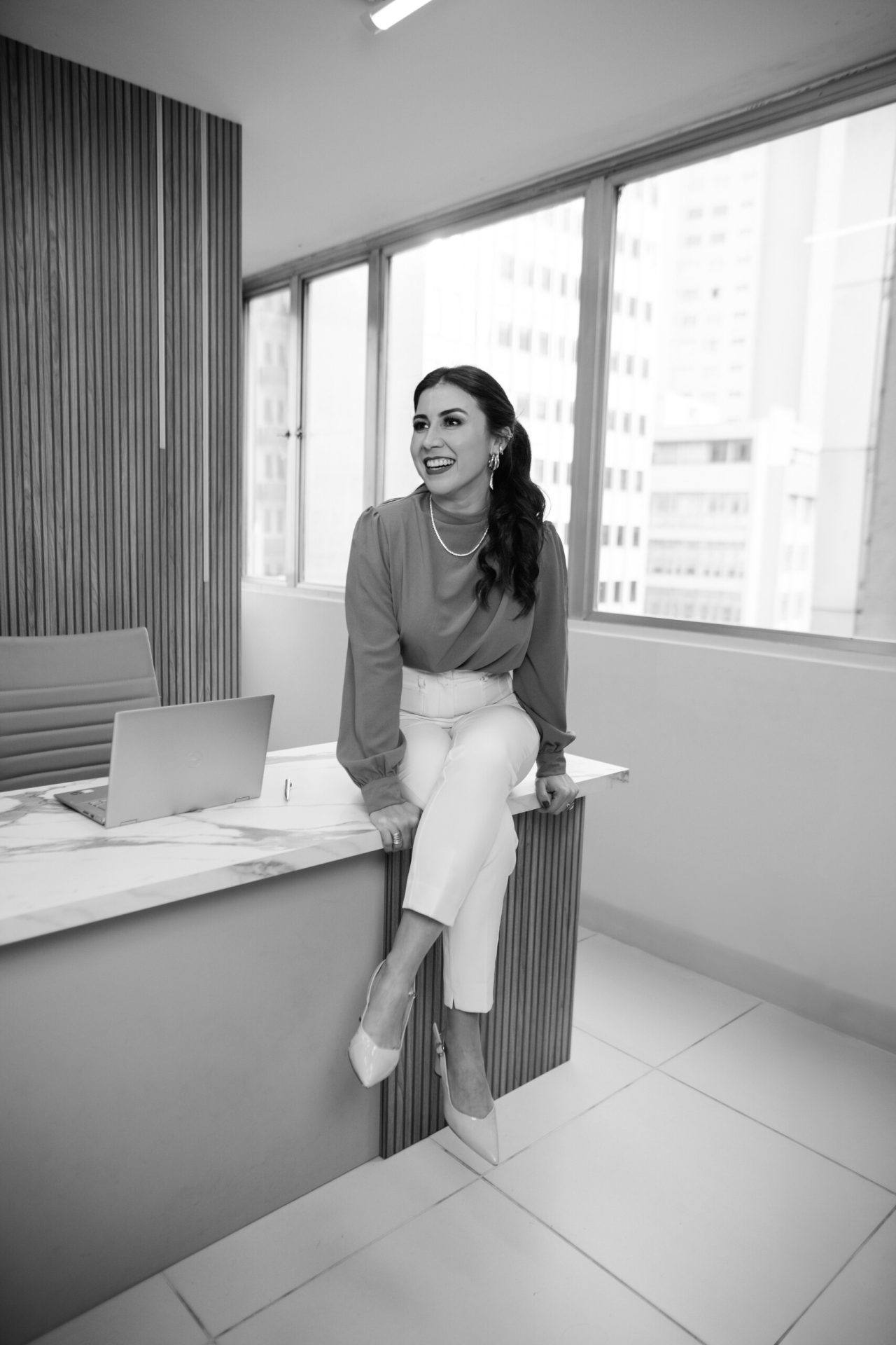 Ensaio de marca pessoal de Dra. Vanessa Delmiro