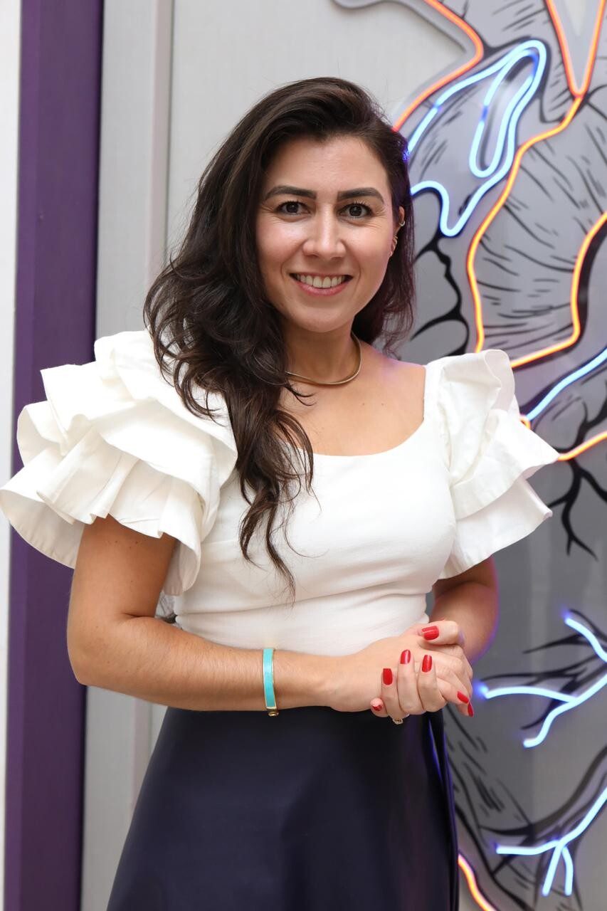 Ensaio de marca pessoal de Dra. Vanessa Delmiro