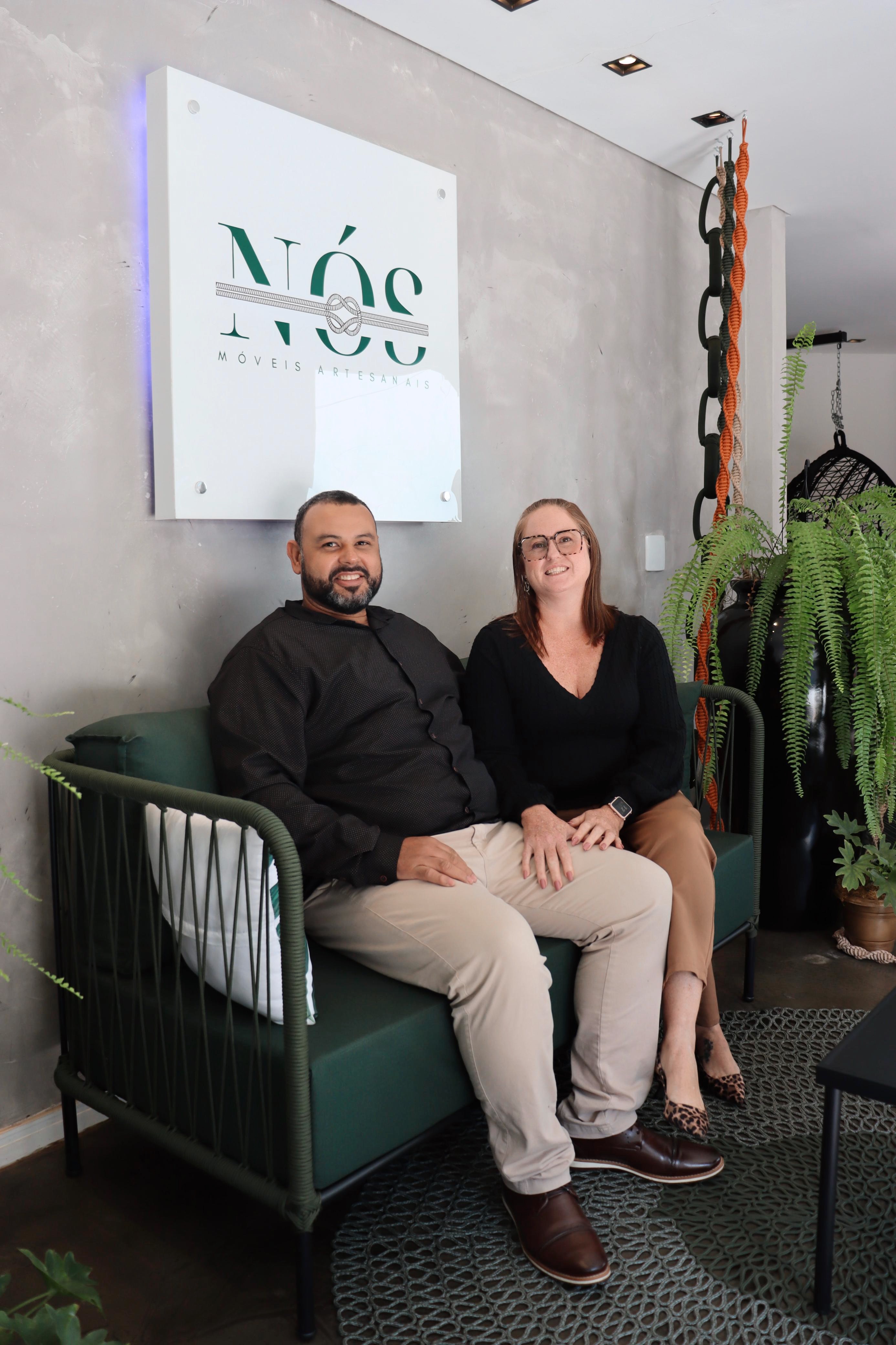 Móvel artesanal NOS