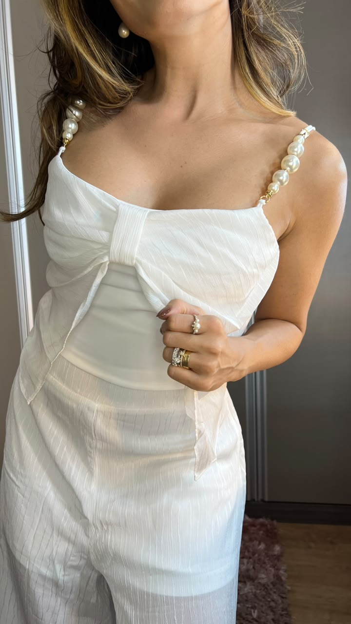 Conjunto Off White Pantacourt e Cropped na cor off white — foto 2