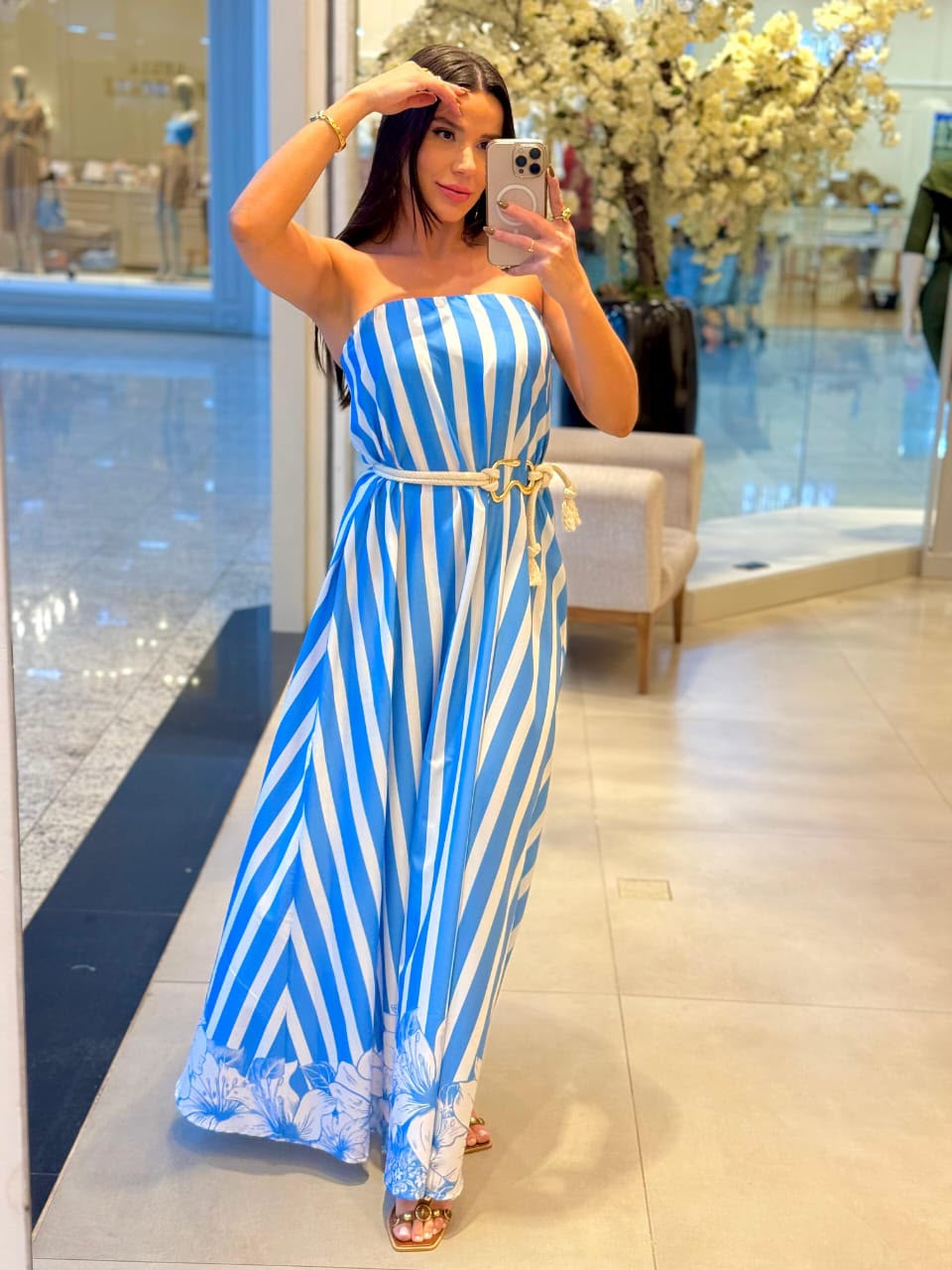 Vestido Azul com Listras e Cinto Corda na cor azul  — foto 3