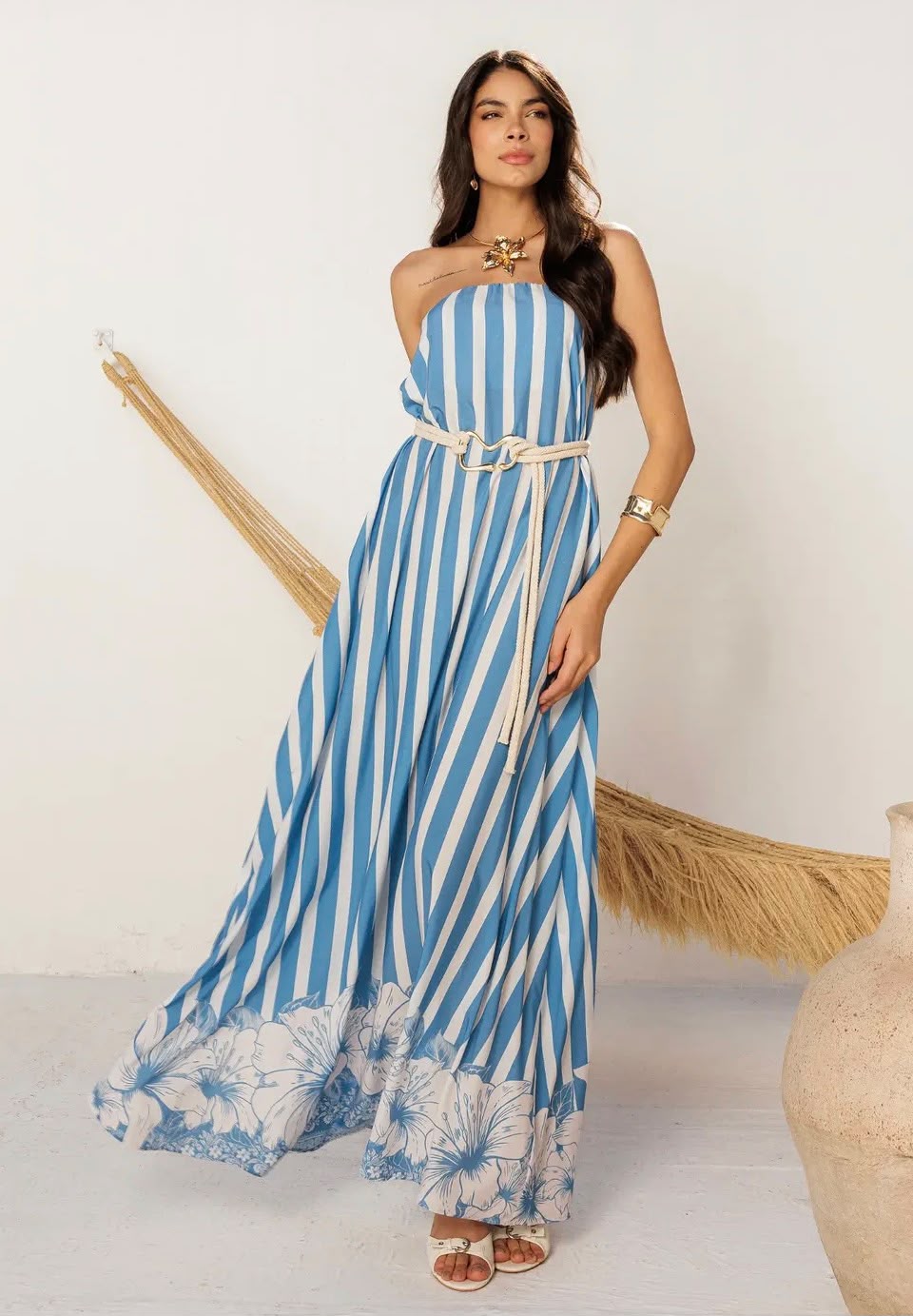 Vestido Azul com Listras e Cinto Corda na cor azul  — foto 4