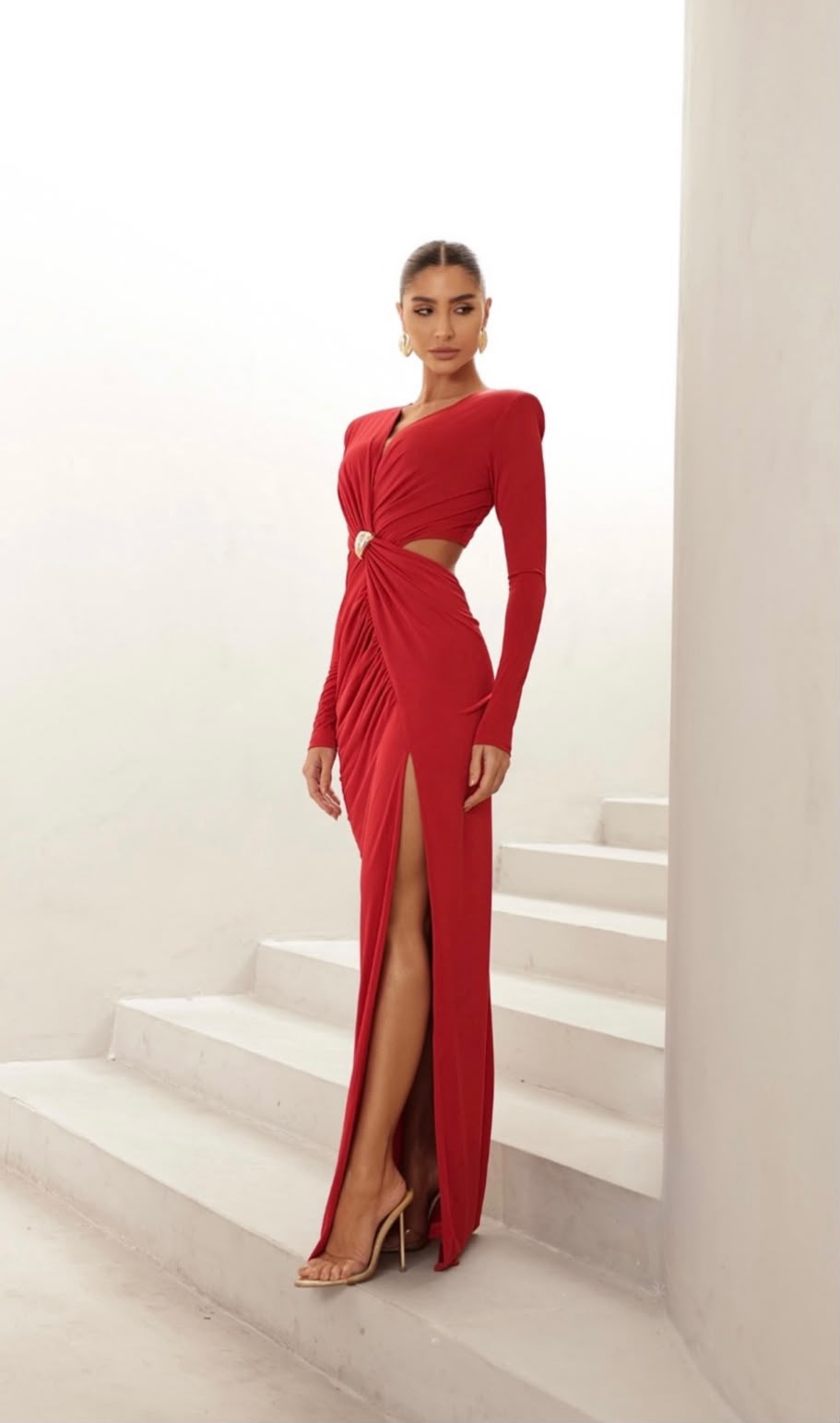 Vestido Longo Vermelho com Mangas