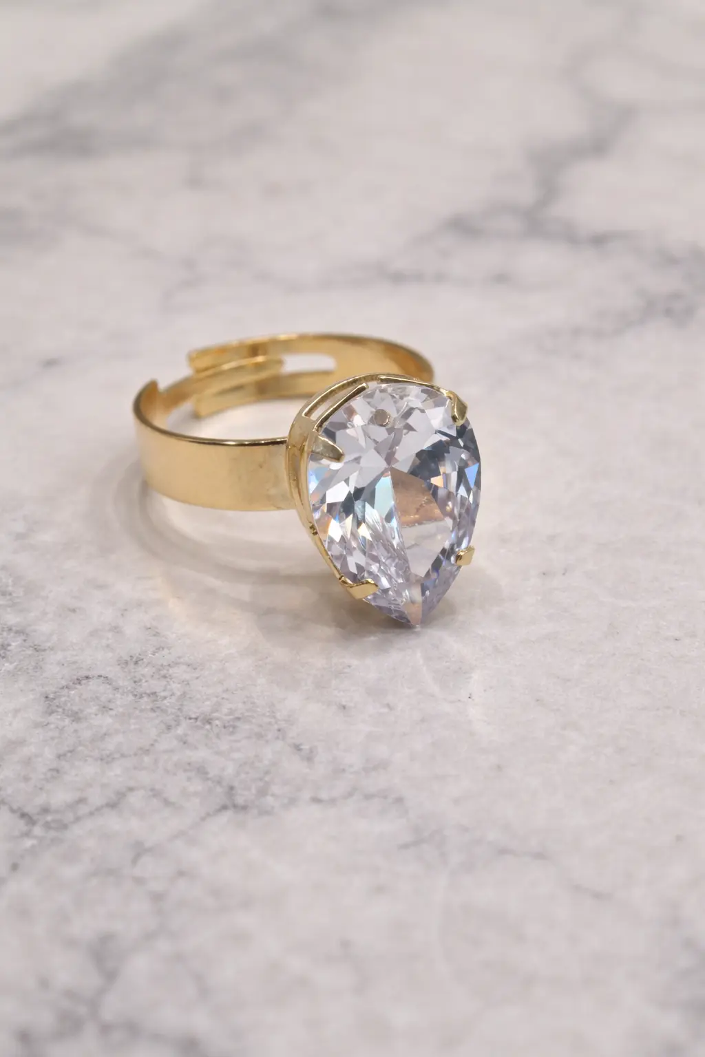 Anel Gota Cristal Dourado Donna Bendita