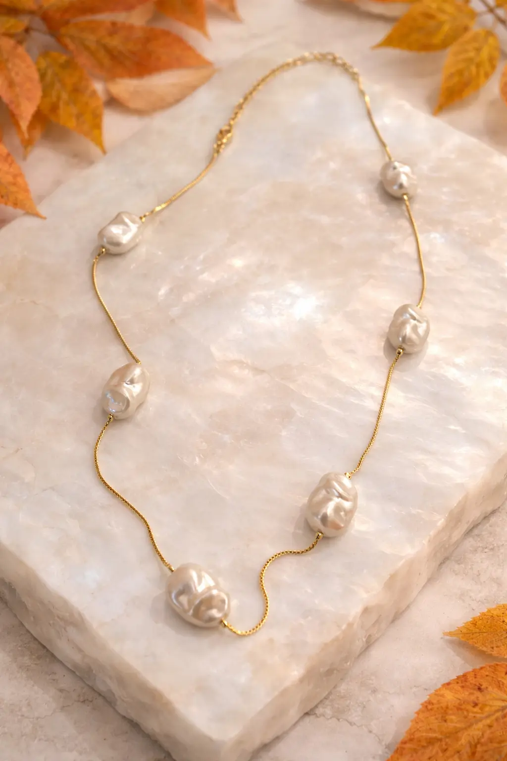 Colar Pérolas Orgânicas Elegance Dourado