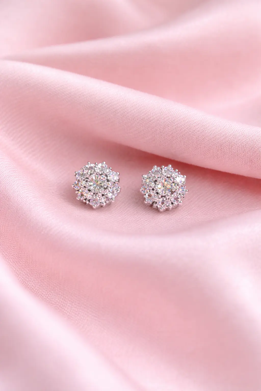 Brinco Florzinha Cravejada Prata