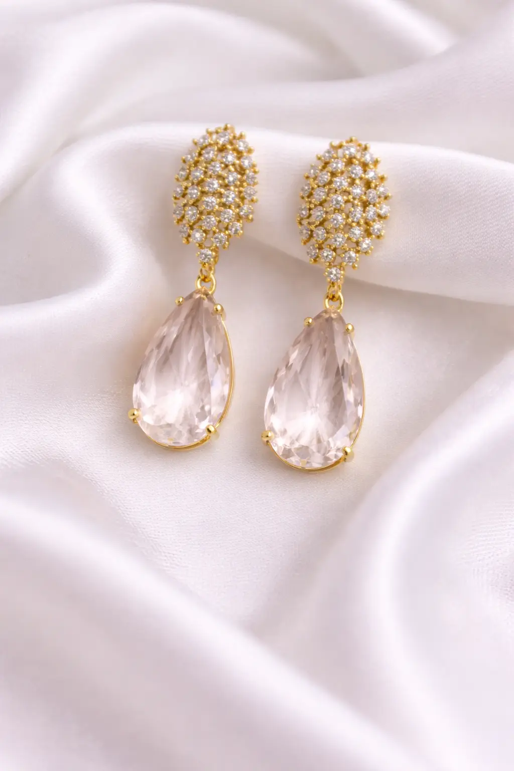 Brinco Gota Cristal Dourado