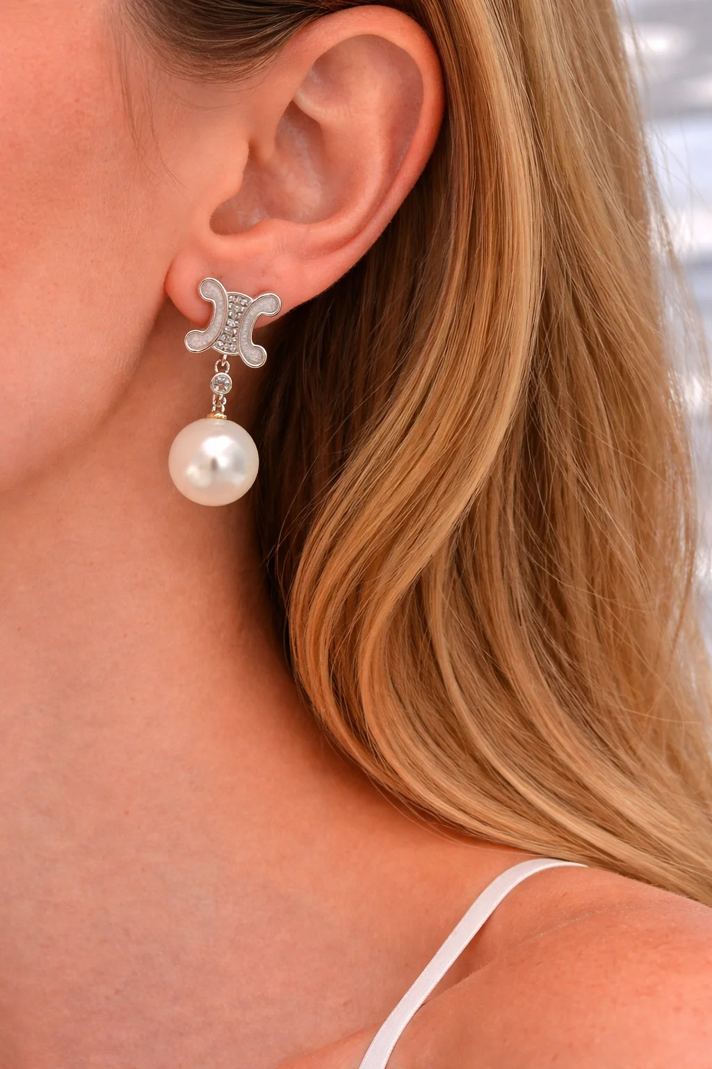 Brinco perola pendente