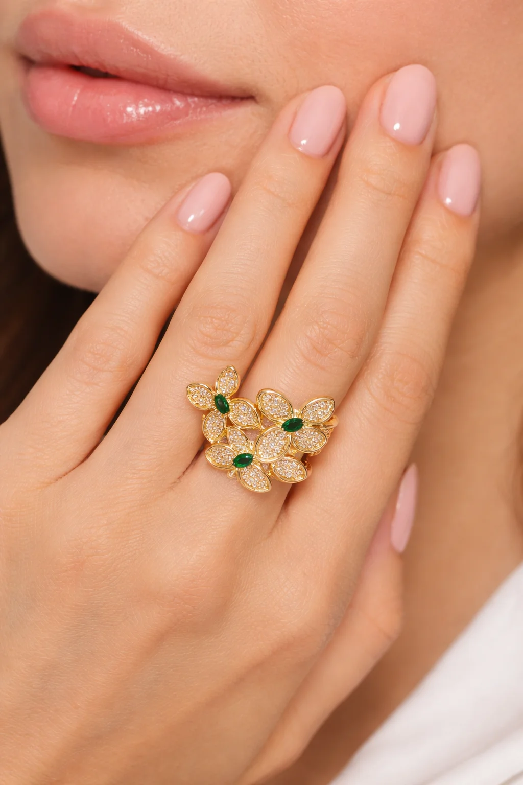 Anel Regulável Trio de Flores com Cristais e Microzircônias