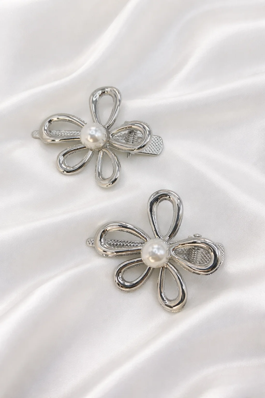 Presilha Flor Pérola Elegance