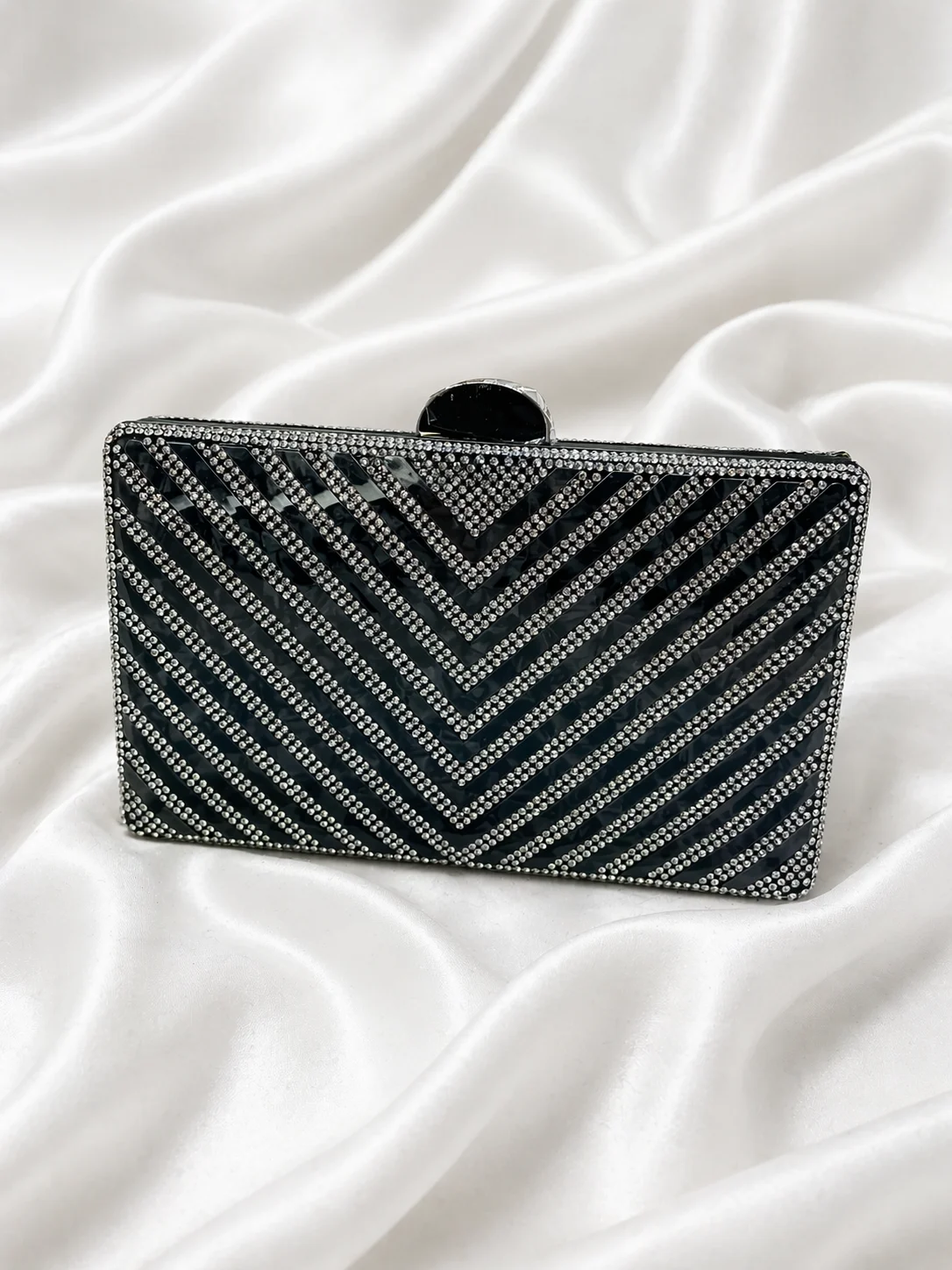 Clutch Luxo Chevron Cristais Donna Bendita