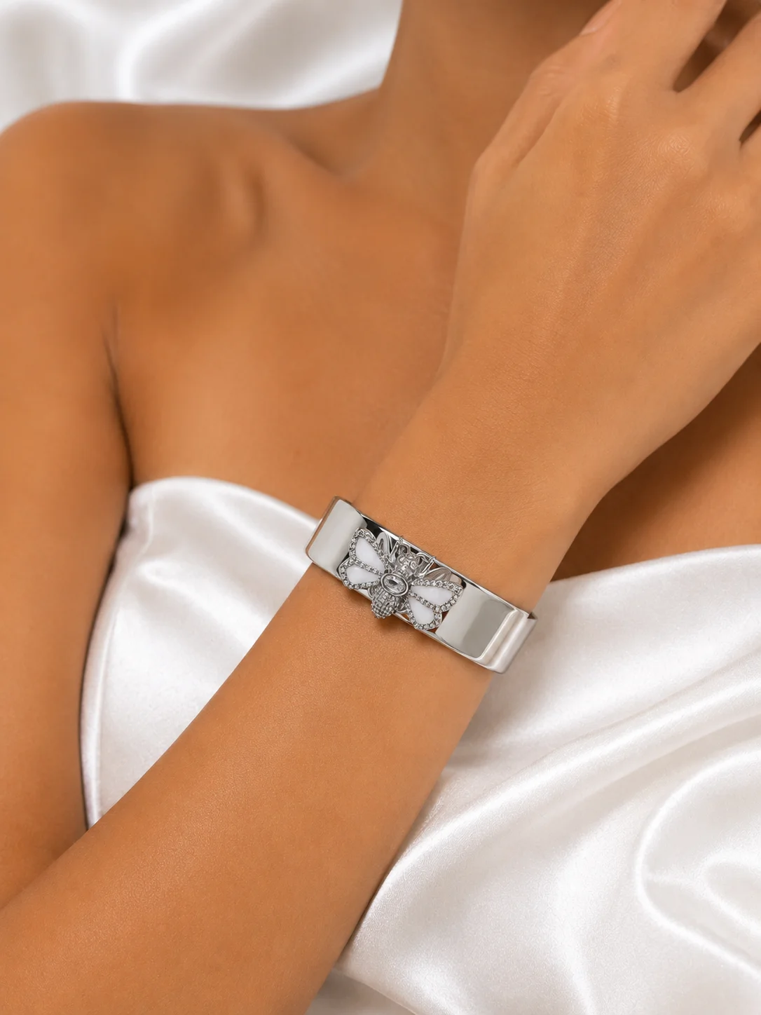 Bracelete Abelha Cristal Luxury Donna Bendita