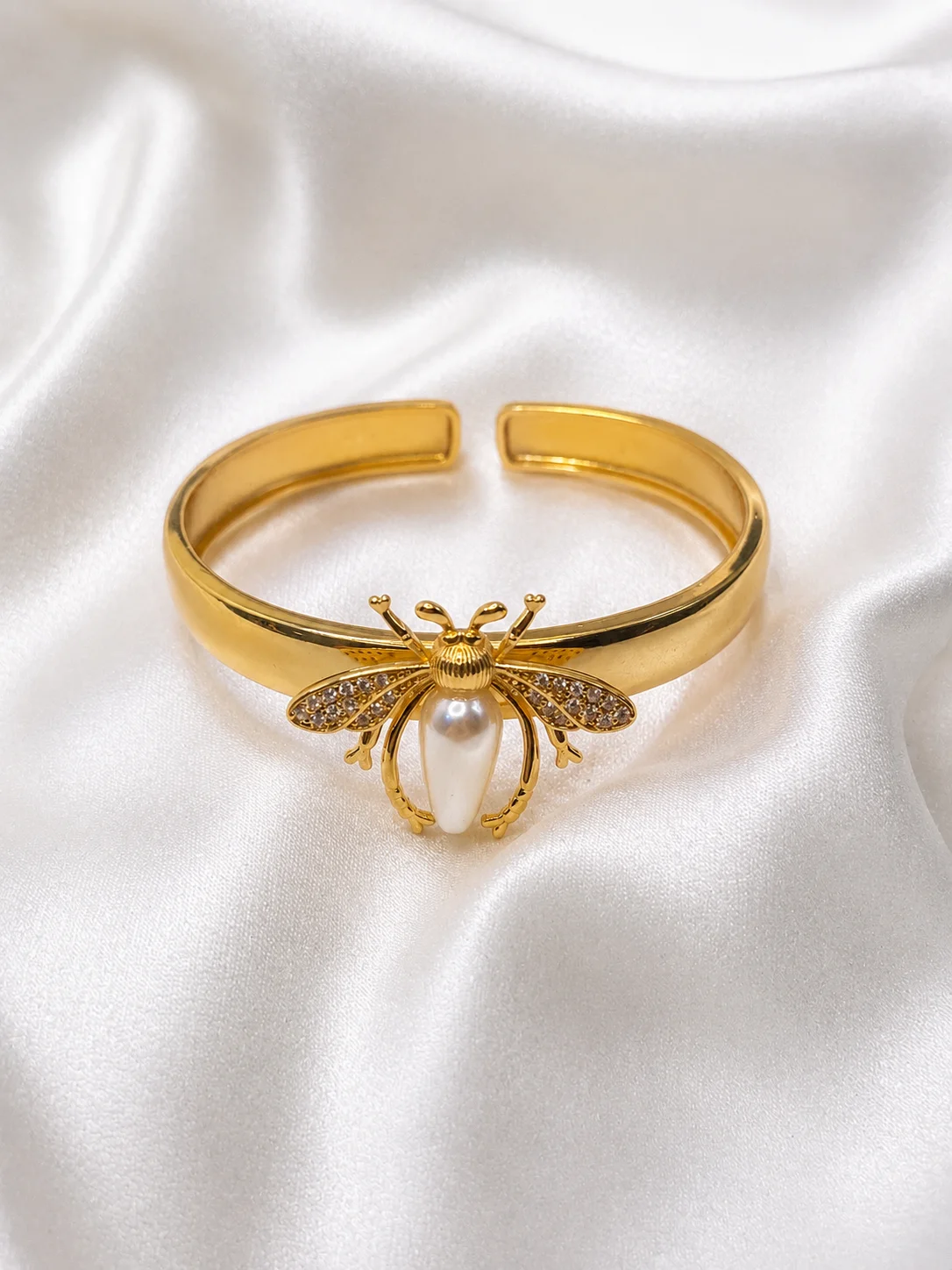 Bracelete Abelha Pérola Donna Bendita