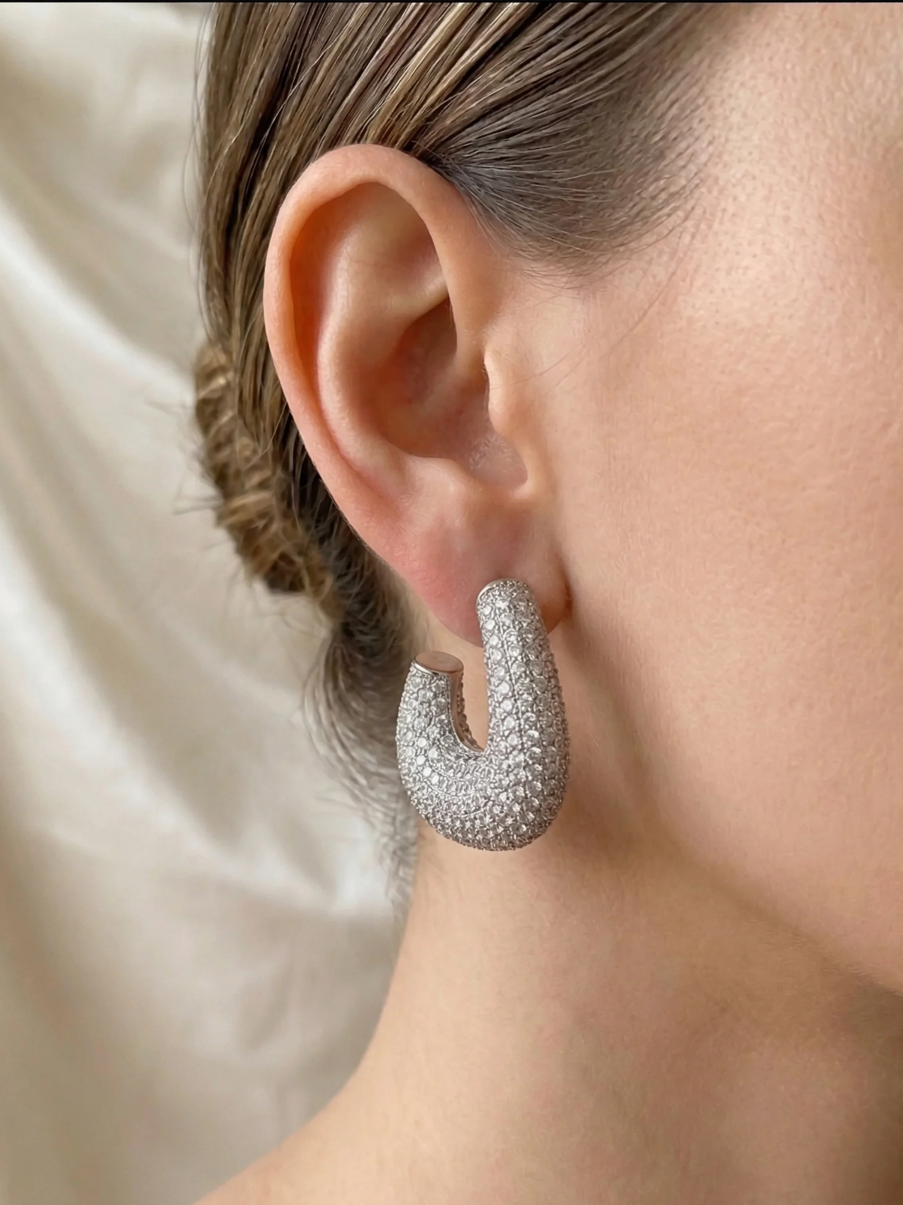 Brinco Argola Bold Cravejada