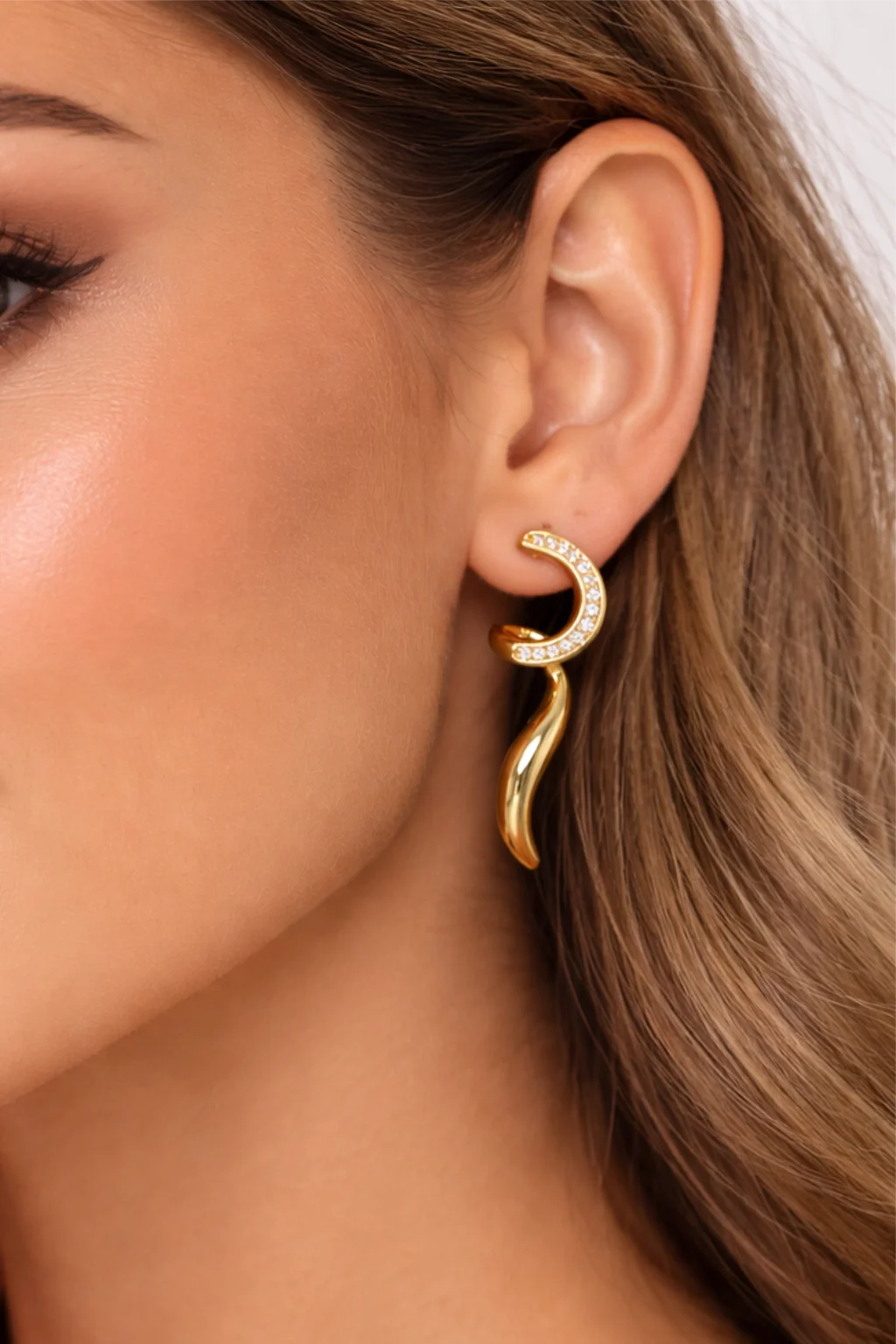 Brinco Duo Orgânico Cravejado