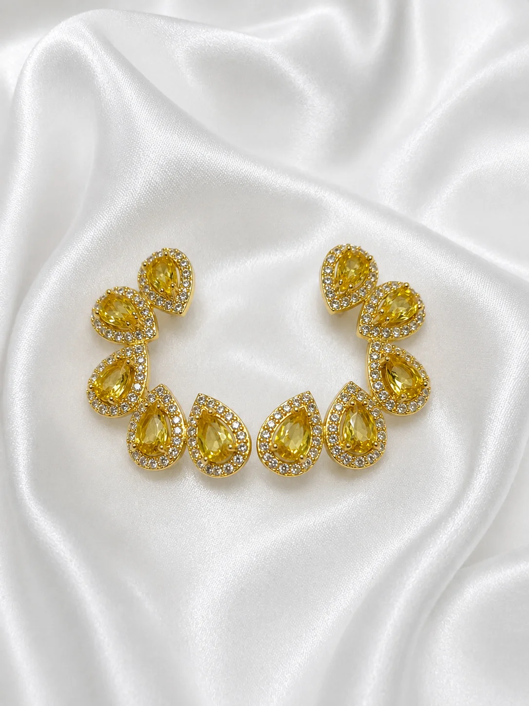 Brinco Ear Cuff Gotas Luxury 