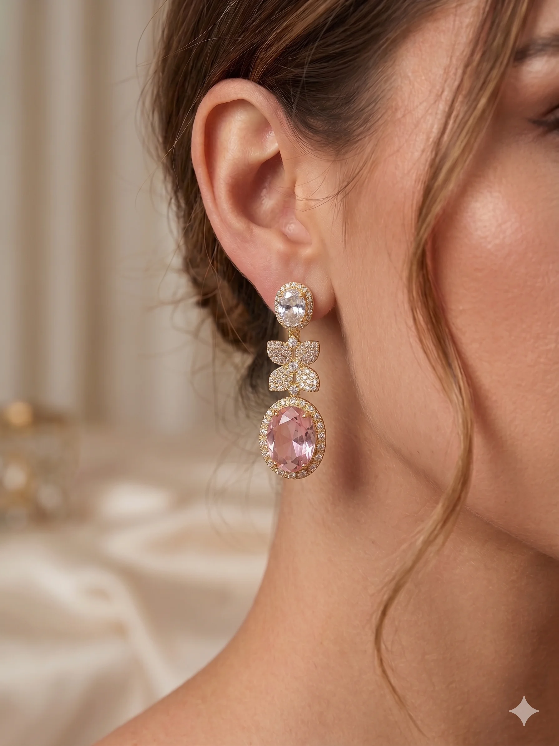 Brinco de Pressão Luxo Oval Cravejado Donna Bendita