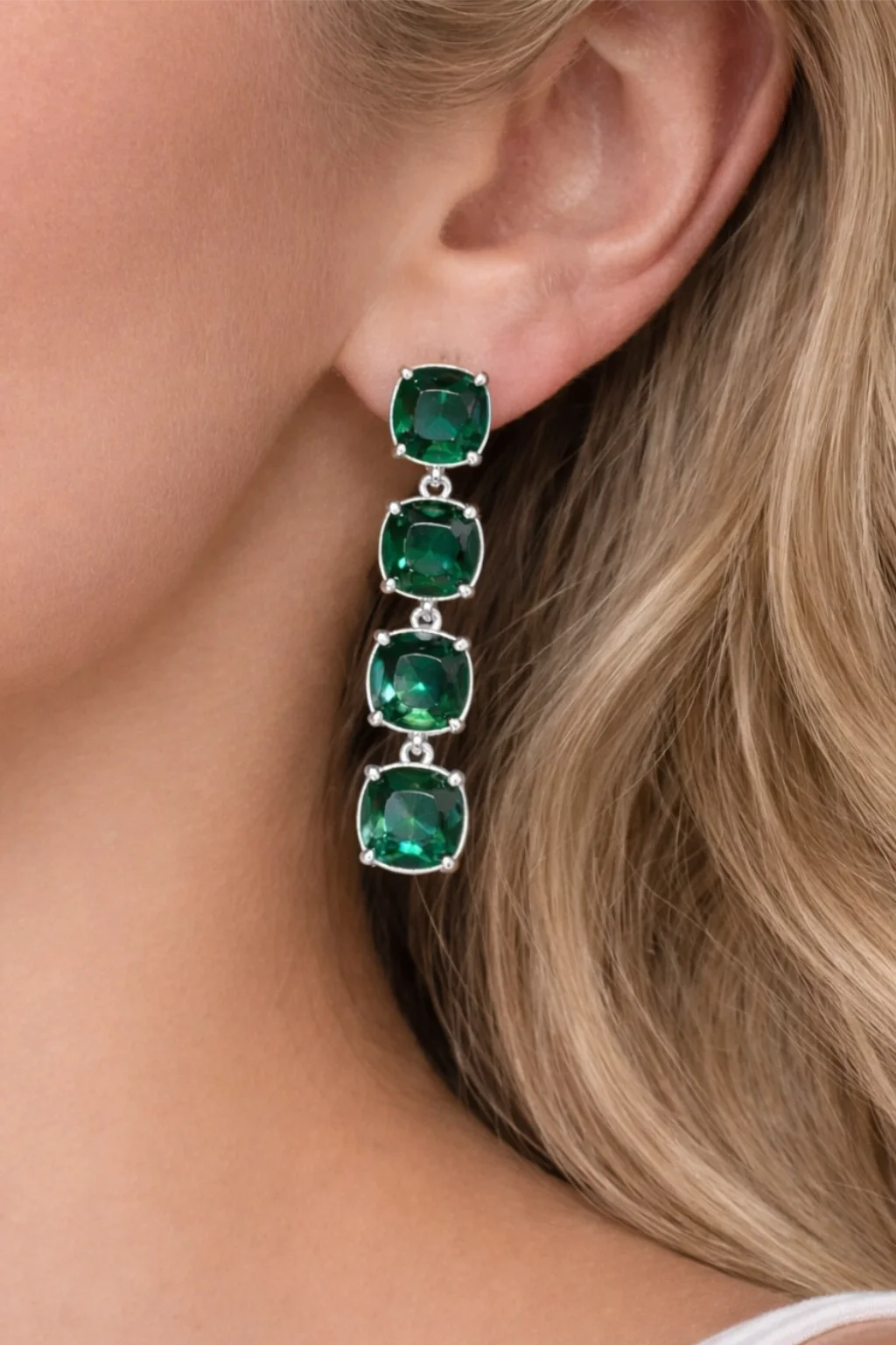 Brinco Cascata de Zircônias Coloridas