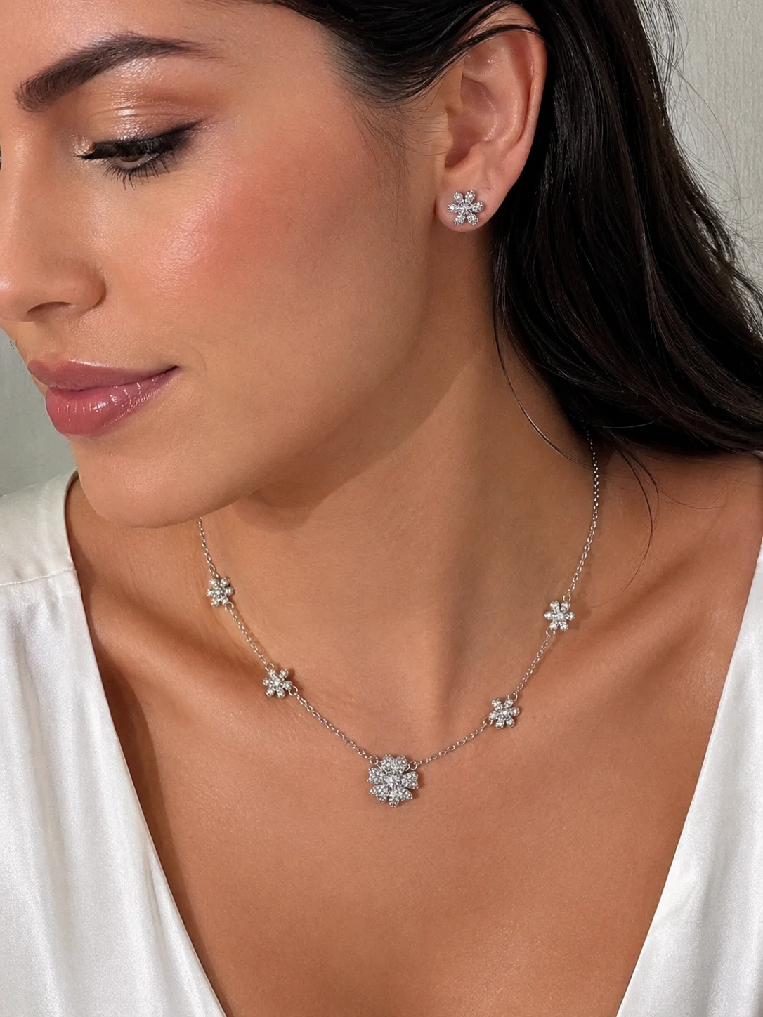 Conjunto Floral Luxury Cravejado Donna Bendita