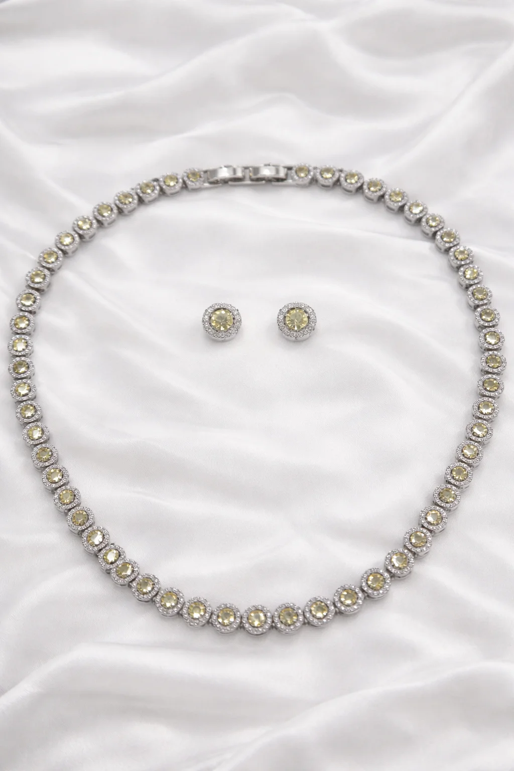 Conjunto Riviera com pedras 