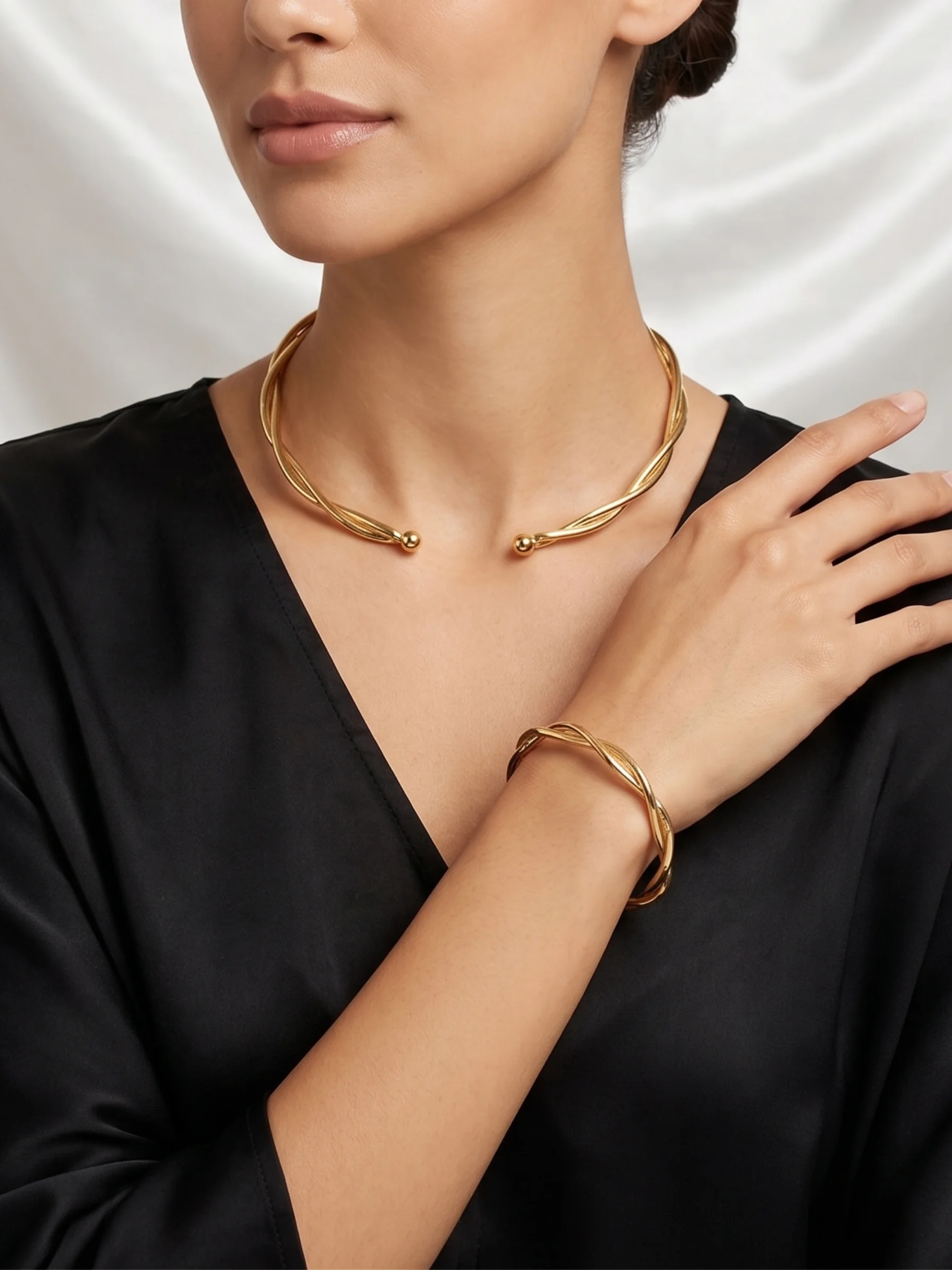 Conjunto Torcido Elegance Donna Bendita (Colar e Pulseira)