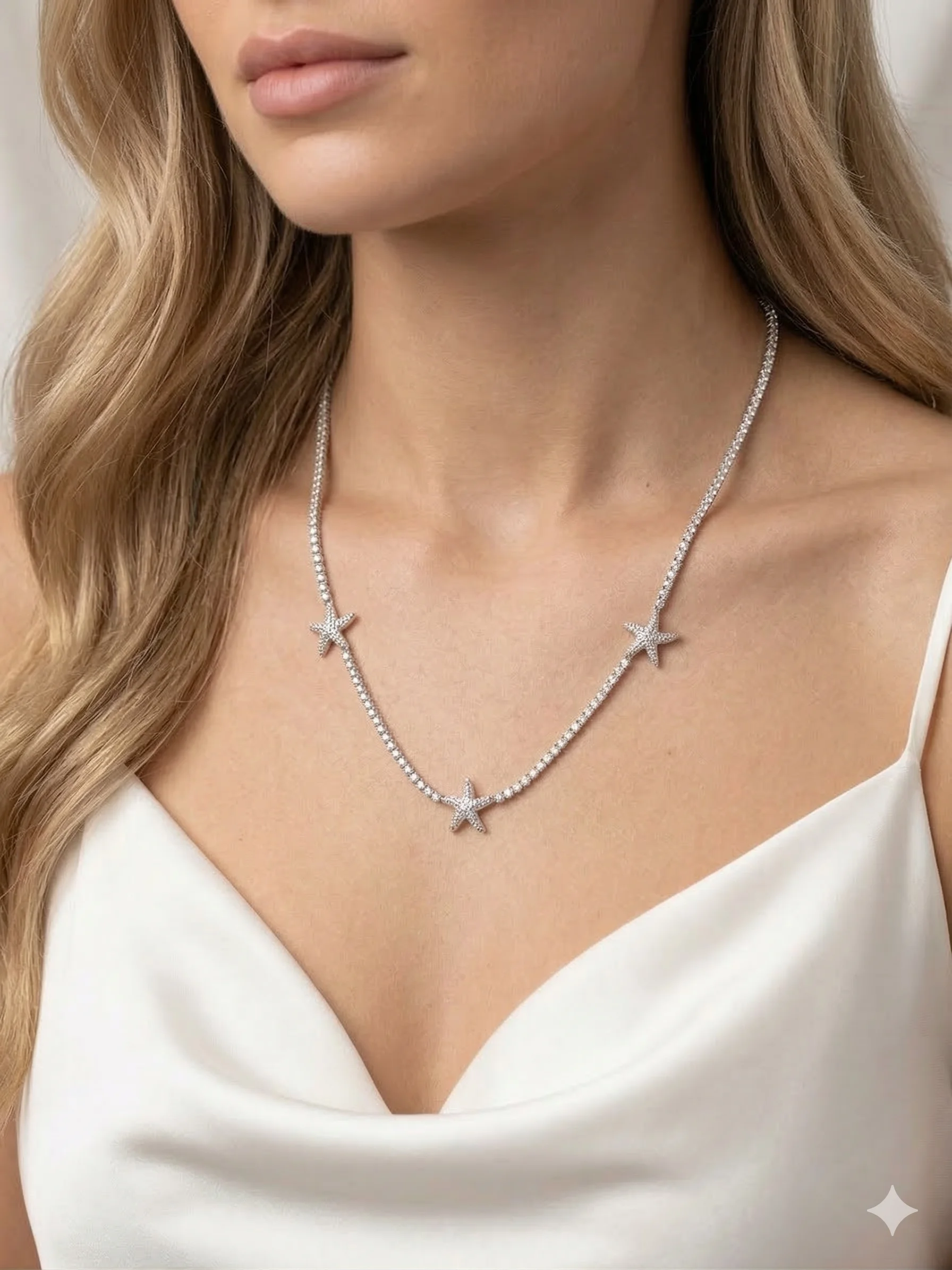 Choker Riviera Estrelas Cravejadas Dourada | Prata