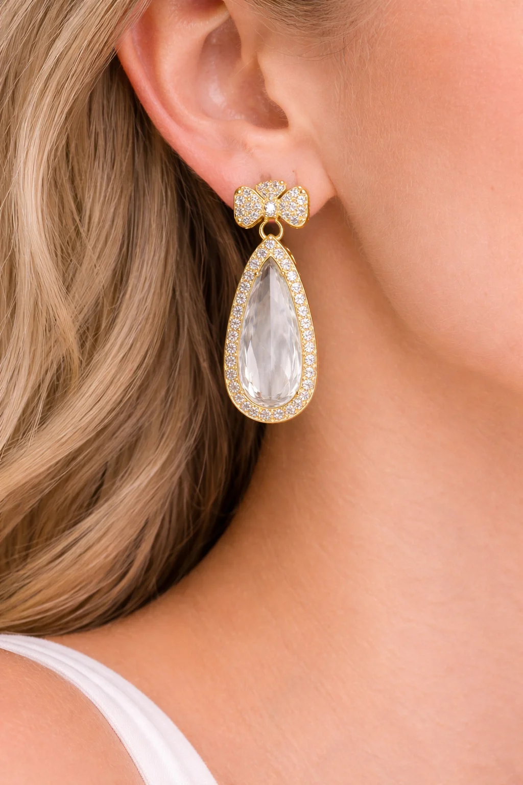 Brinco Laço Luxo Gota Cravejada com Cristal Premium