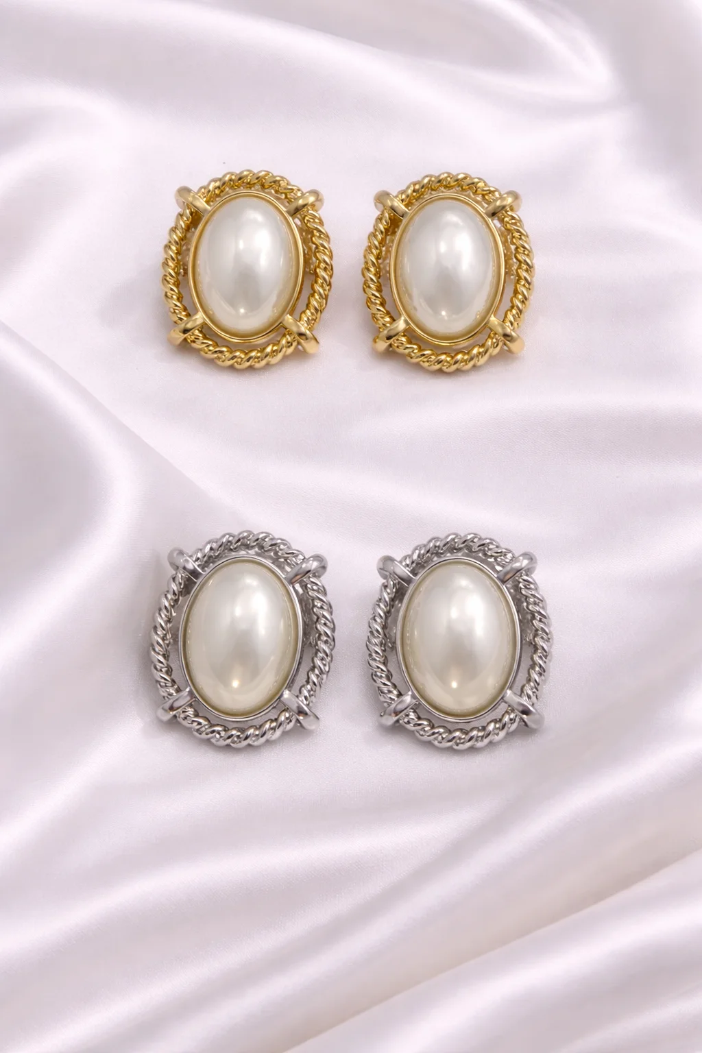 Brinco Oval Perolado Vintage