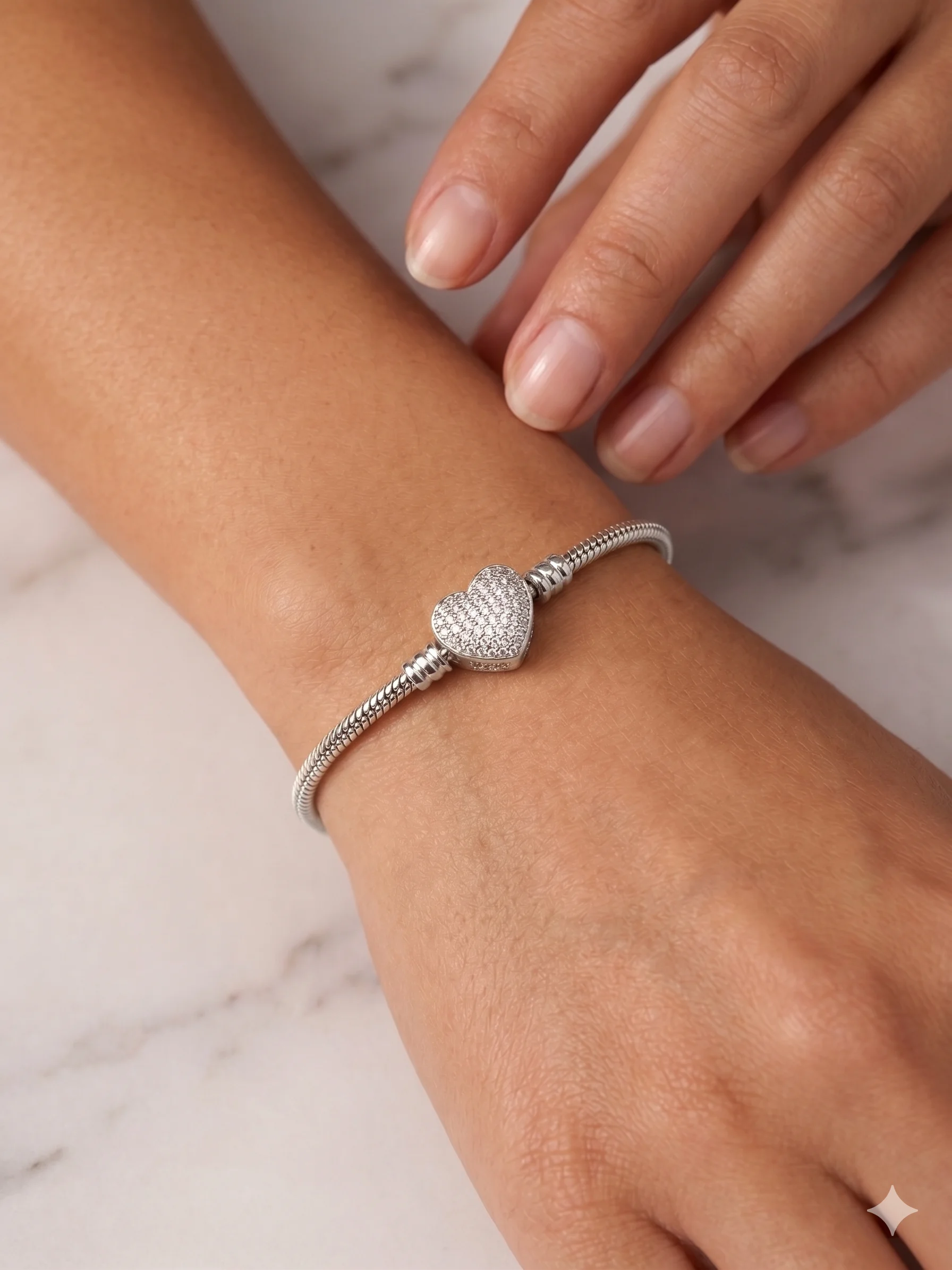 Pulseira Coração Luxo Cravejado Donna Bendita