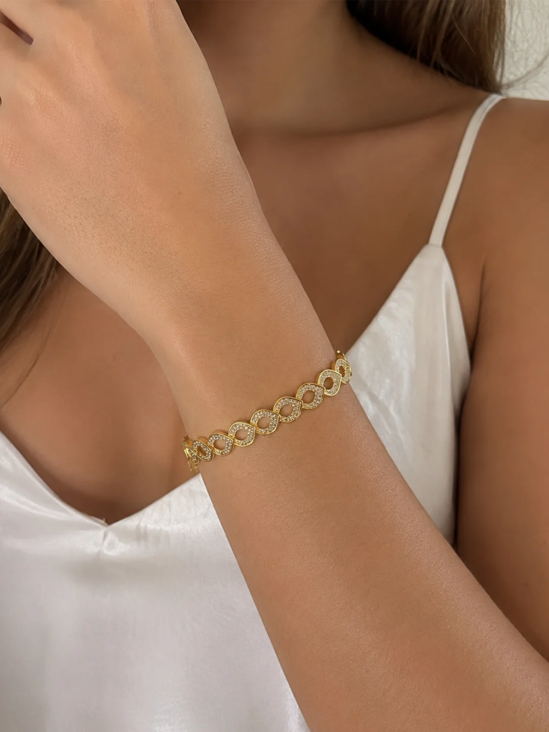 Pulseira Gotas Vazadas Cravejados Luxo Donna Bendita