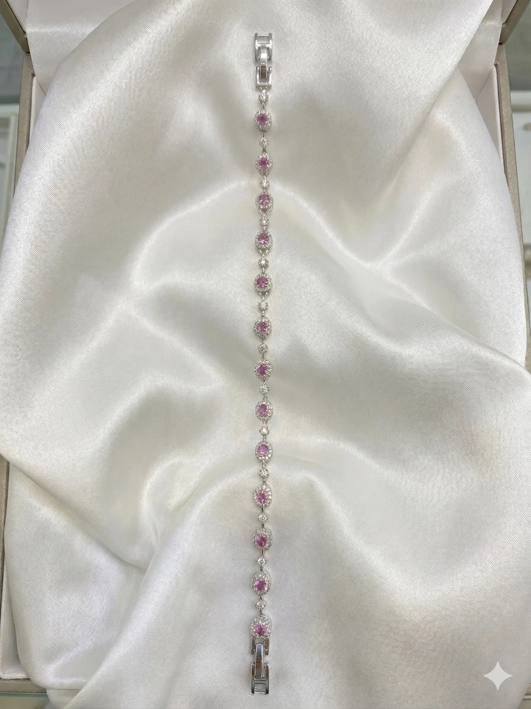 Pulseira quadrada Luxo Cravejada 