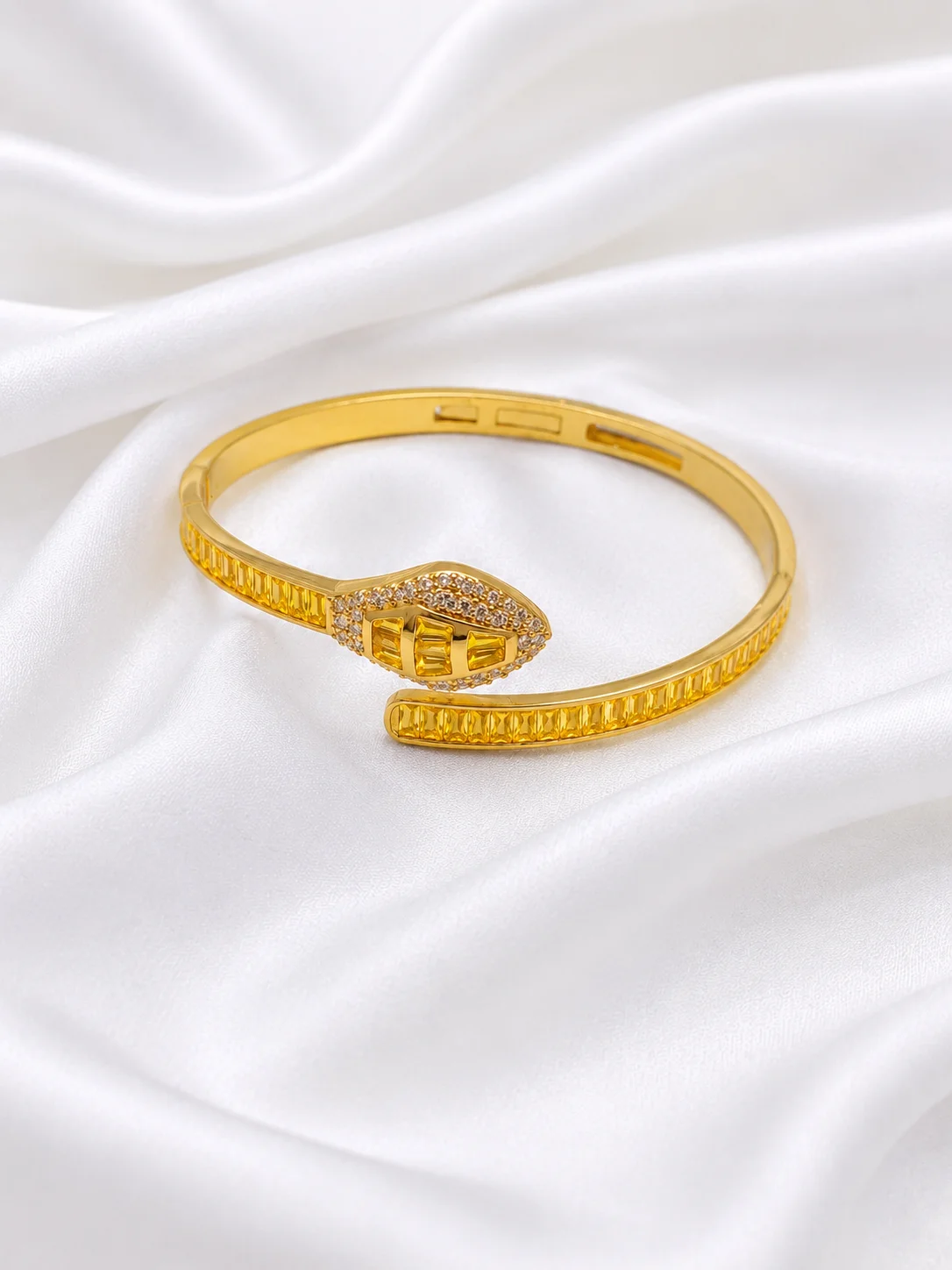 Bracelete Serpente Riviera Luxo 