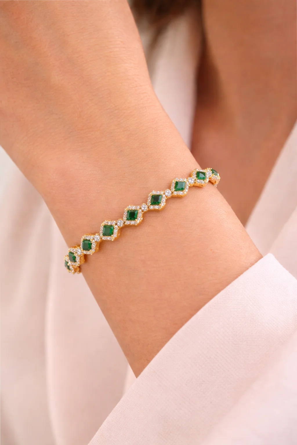 Pulseira Trevo com Zircônias Coloridas