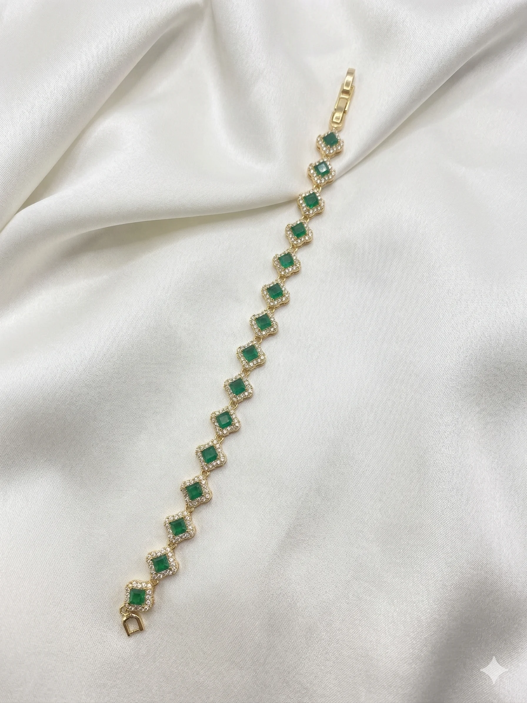 Pulseira Trevo com Zircônias Coloridas