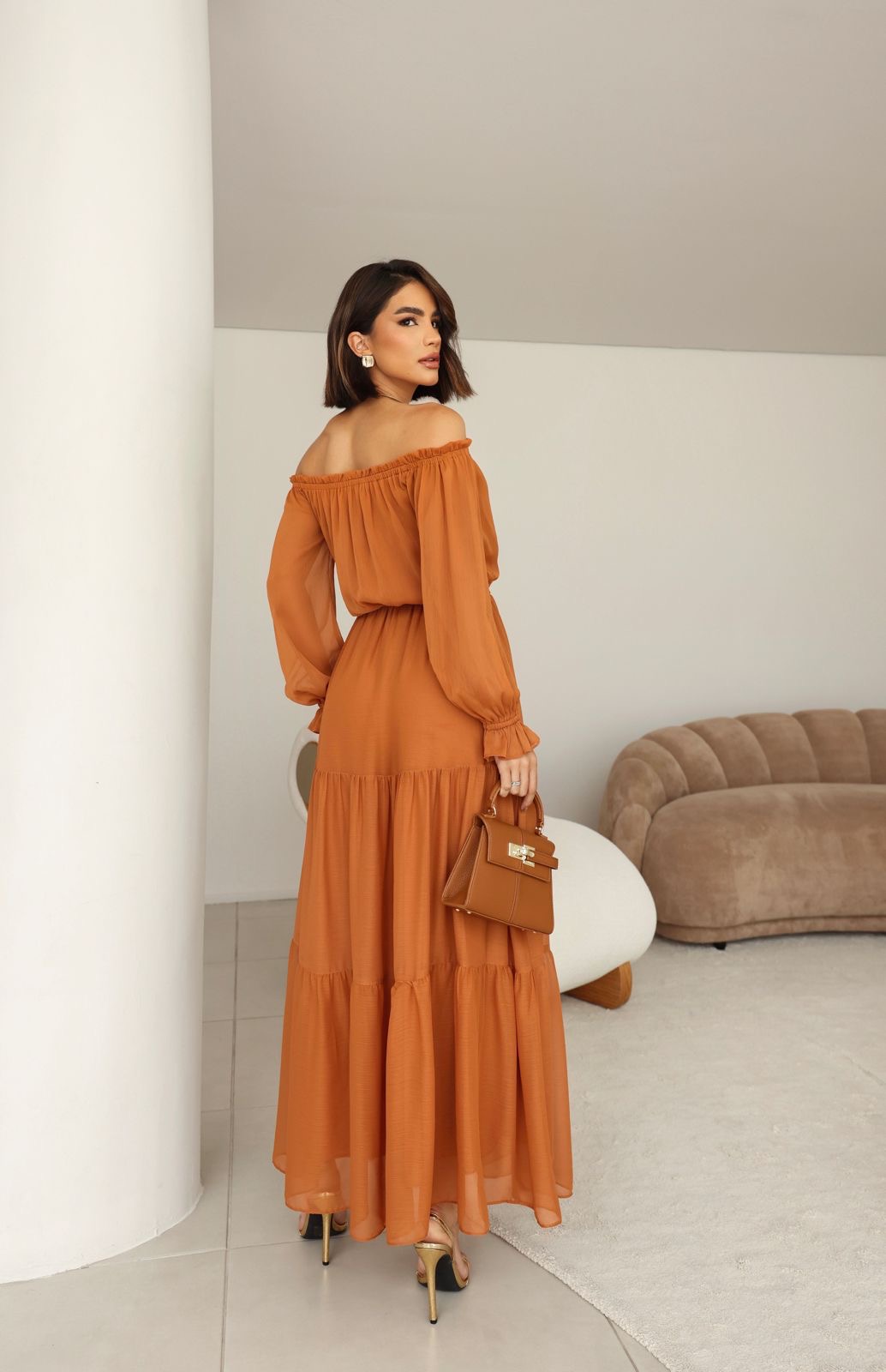 Vestido ombro a ombro terracota